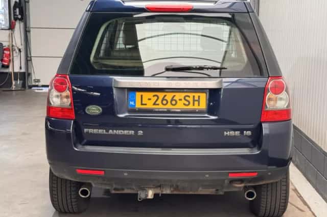 Land Rover Freelander (2007) thumbnail 6