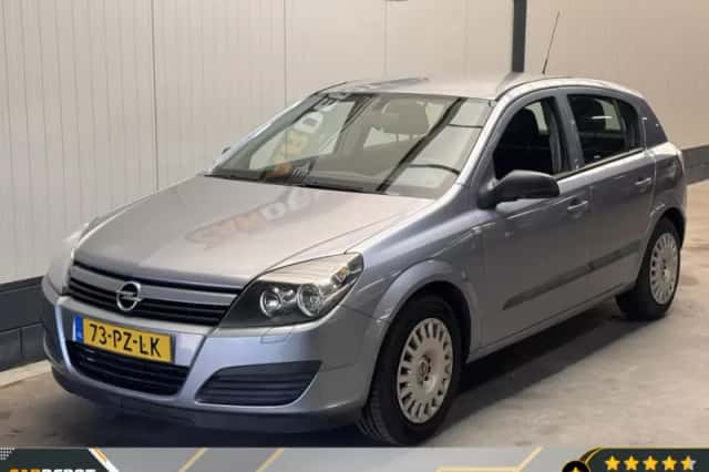 Opel Astra (2005) thumbnail 1