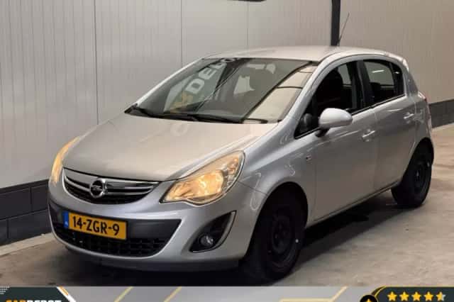 Opel Corsa (2011) thumbnail 1