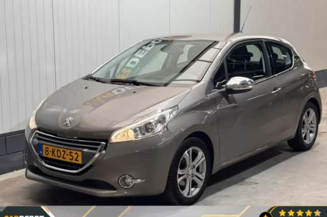 Peugeot 208 (2013) thumbnail 1