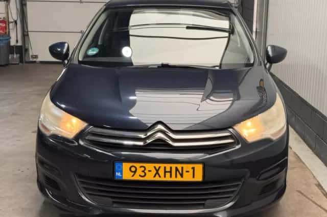 Citroën C4 (2012) thumbnail 2