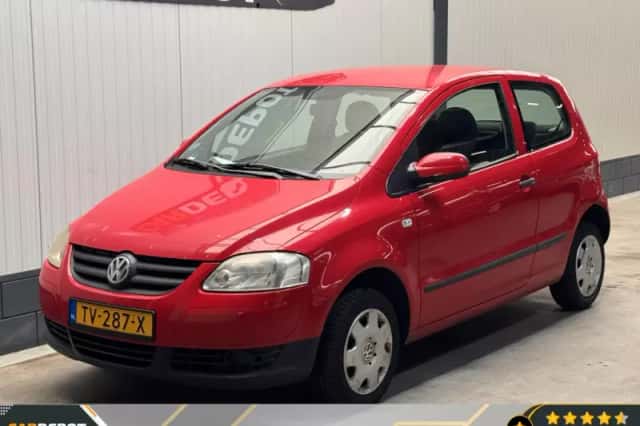 Volkswagen Fox (2005) thumbnail 1