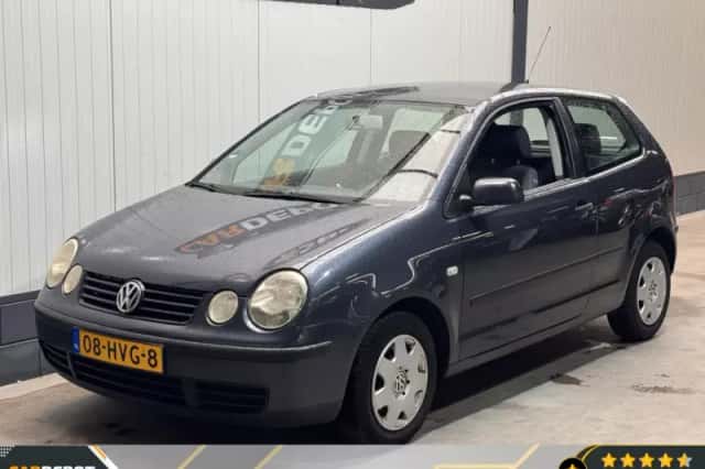 Volkswagen Polo (2003) thumbnail 1