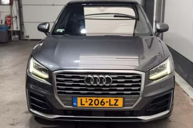 Audi Q2 (2017) thumbnail 2
