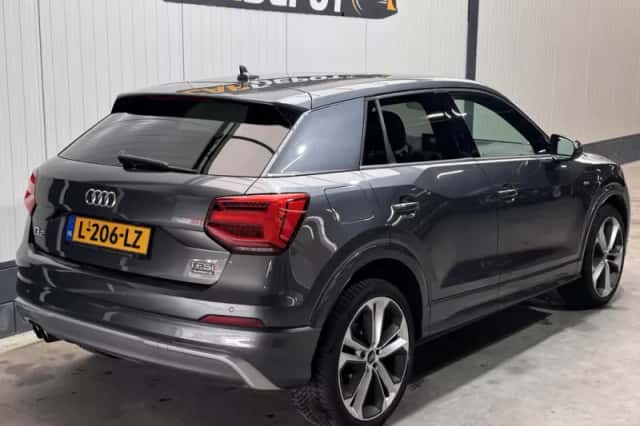 Audi Q2 (2017) thumbnail 5