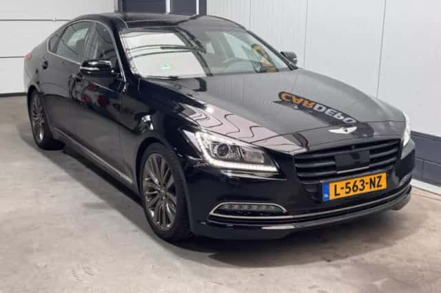 Genesis Coupé (2014) thumbnail 3