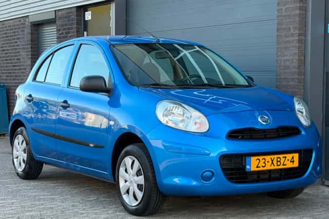 Nissan Micra (2012) thumbnail 1