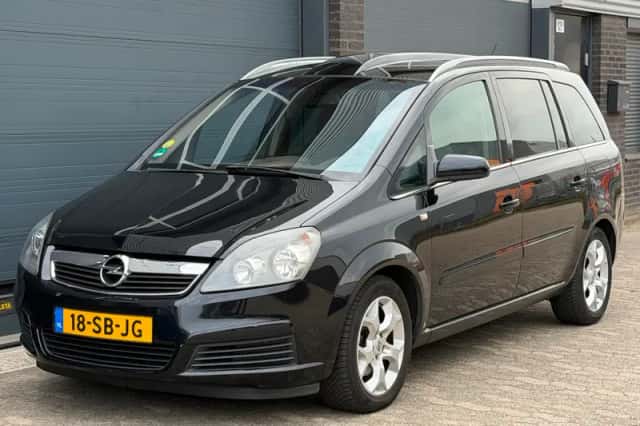Opel Zafira (2005) thumbnail 6