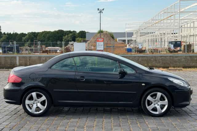 Peugeot 307 CC (2007) thumbnail 2