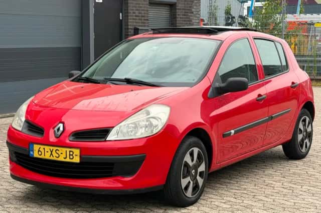 Renault Clio (2007) thumbnail 6