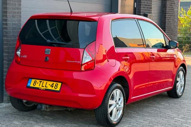 SEAT Mii (2014) thumbnail 3