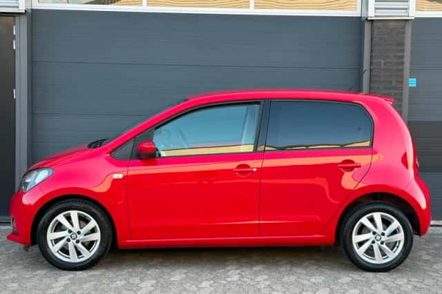 SEAT Mii (2014) thumbnail 5