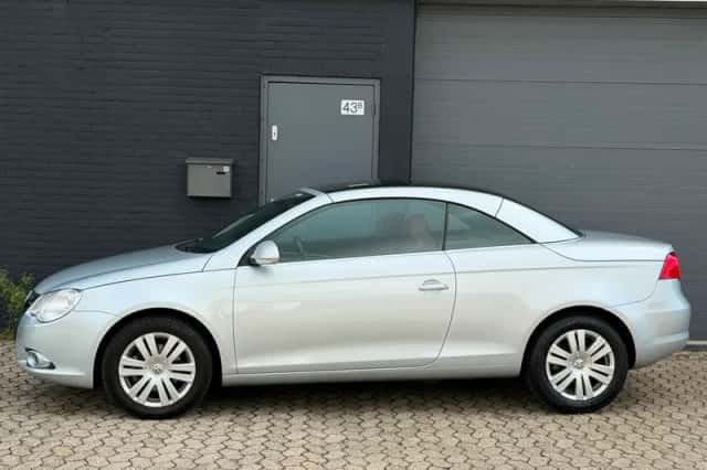 Volkswagen Eos (2008) thumbnail 5