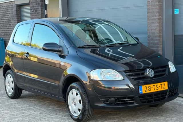 Volkswagen Fox (2007) thumbnail 1
