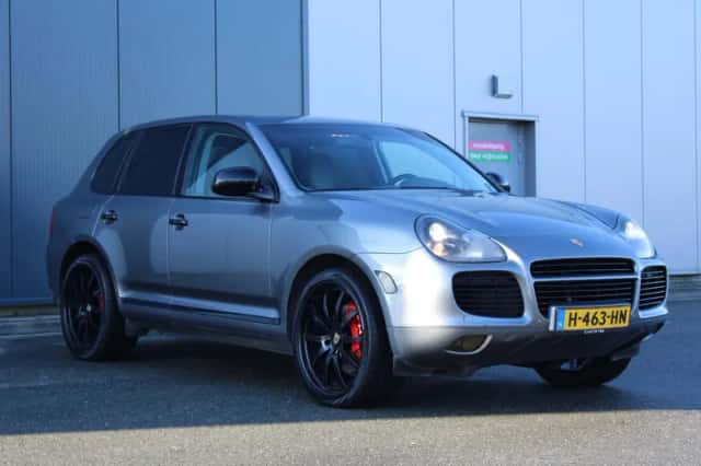 Porsche Cayenne (2003) thumbnail 4