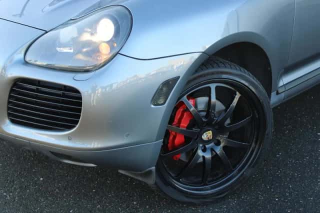 Porsche Cayenne (2003) thumbnail 6