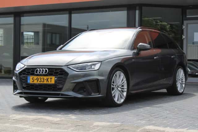 Audi A4 (2020) thumbnail 2