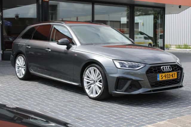Audi A4 (2020) thumbnail 4