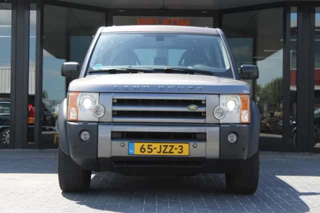 Land Rover Discovery (2008) thumbnail 4