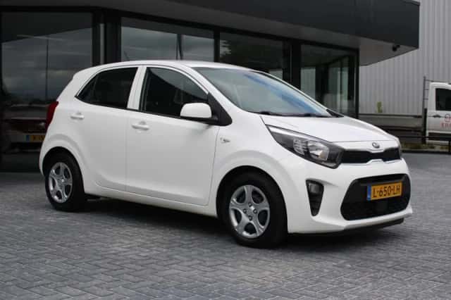Kia Picanto (2021) thumbnail 5
