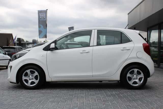 Kia Picanto (2021) thumbnail 6