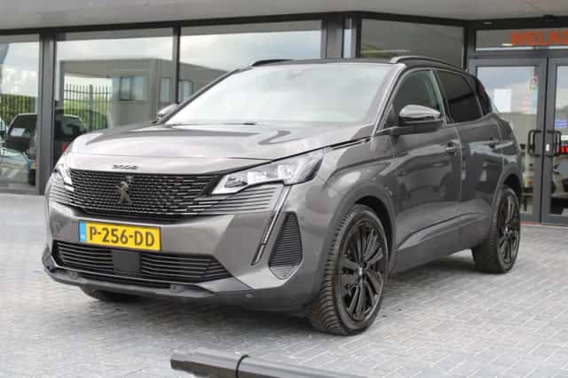 Peugeot 3008 (2022) thumbnail 4