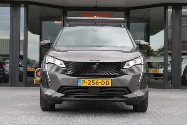Peugeot 3008 (2022) thumbnail 5