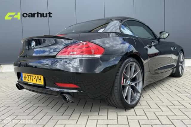 BMW Z4 (2009) thumbnail 2