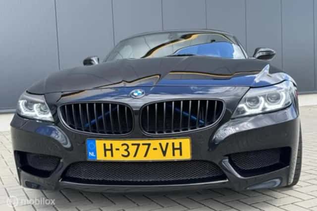 BMW Z4 (2009) thumbnail 4