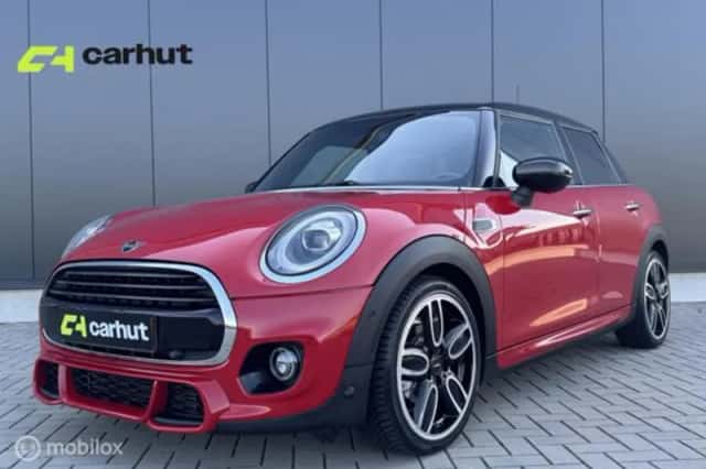 MINI Cooper (2019) thumbnail 1