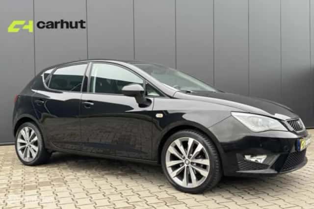 SEAT Ibiza (2015) thumbnail 3