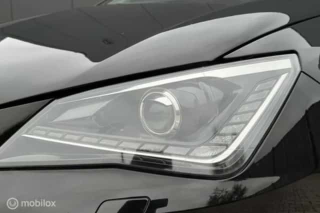SEAT Ibiza (2015) thumbnail 6