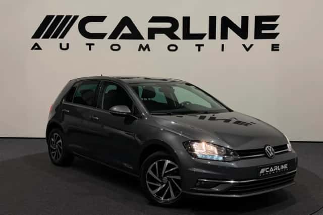 Volkswagen Golf (2018) thumbnail 1