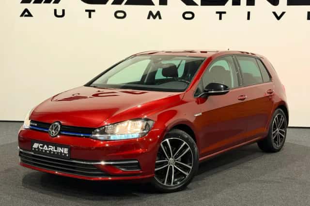 Volkswagen Golf (2019) thumbnail 3