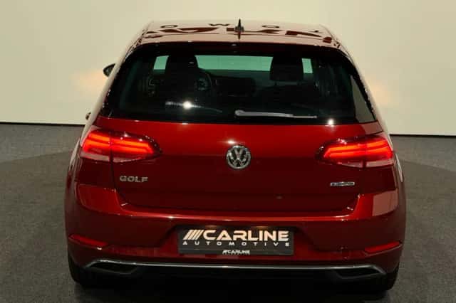 Volkswagen Golf (2019) thumbnail 5