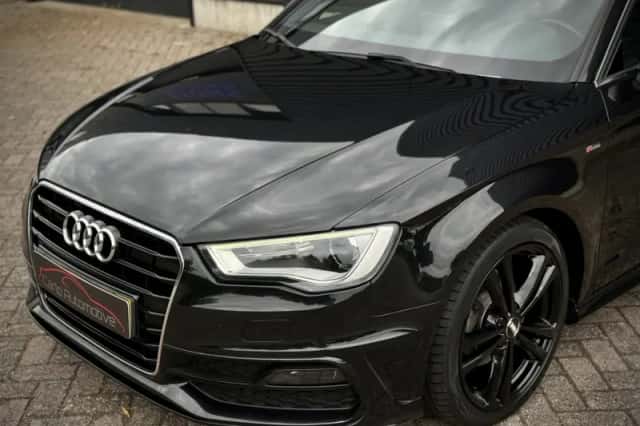 Audi A3 (2014) thumbnail 4