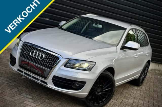 Audi Q5 (2011) thumbnail 2