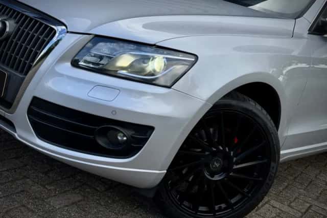 Audi Q5 (2011) thumbnail 5