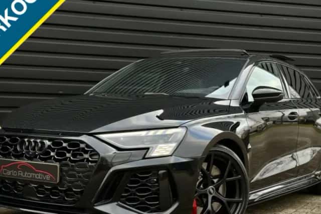Audi RS3 (2022) thumbnail 1
