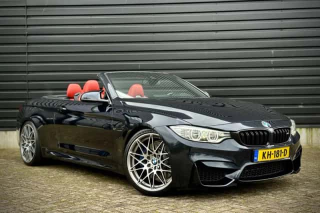 BMW M4 (2016) thumbnail 3