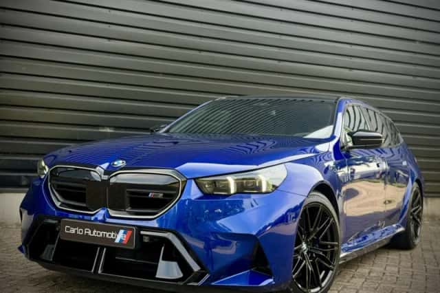 BMW M5 (2025) thumbnail 2