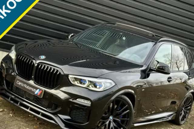 BMW X5 (2020) thumbnail 1