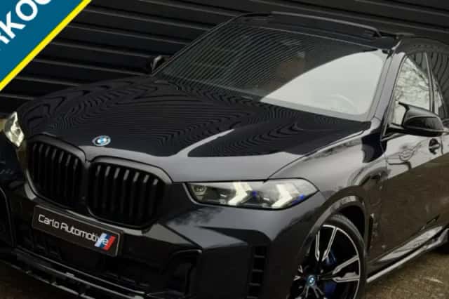 BMW X5 (2023) thumbnail 1