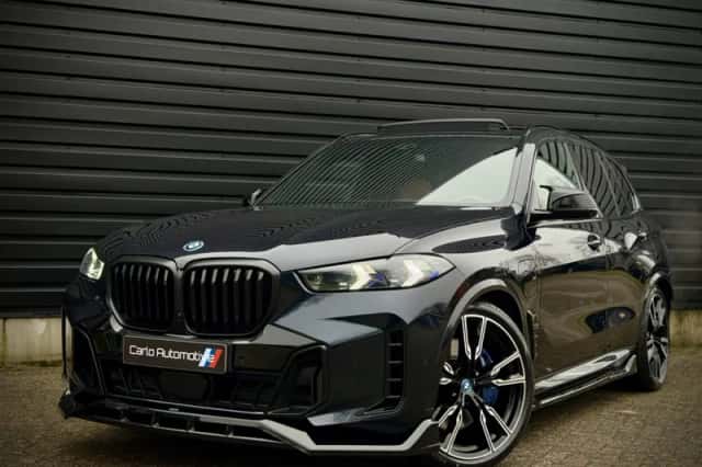 BMW X5 (2023) thumbnail 3