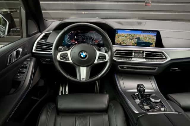 BMW X5 (2019) thumbnail 6