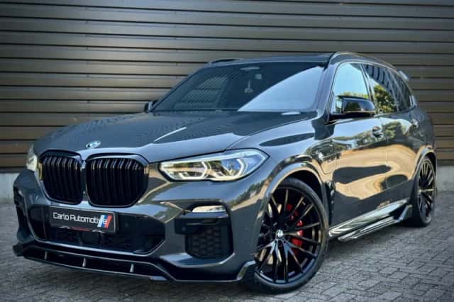 BMW X5 (2021) thumbnail 2