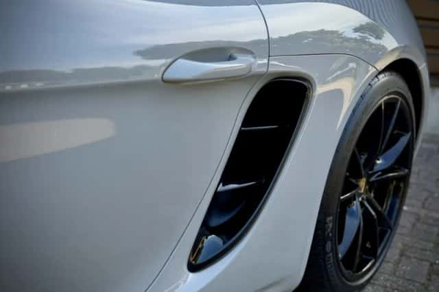 Porsche 718 (2019) thumbnail 5