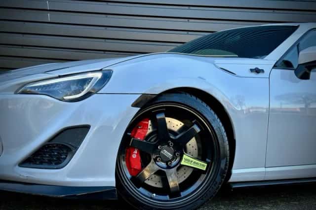 Toyota GT86 (2024) thumbnail 5