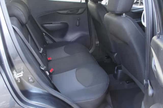 Opel Karl (2017) thumbnail 5