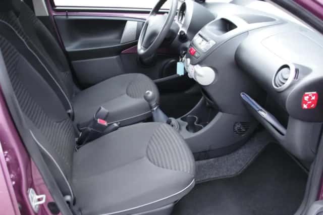 Peugeot 107 (2013) thumbnail 4